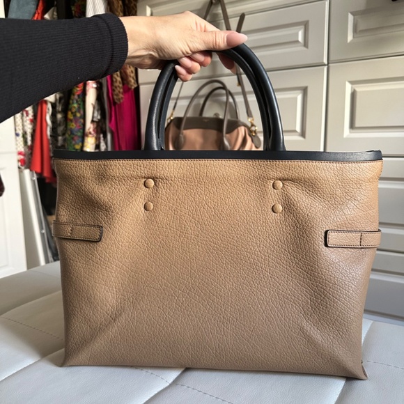 Chloe Charlotte Tote Handbag Tan and Navy - Picture 2 of 6